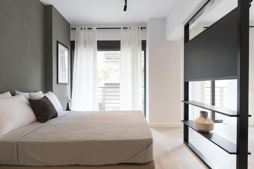 Academy Elegant #101 Athen